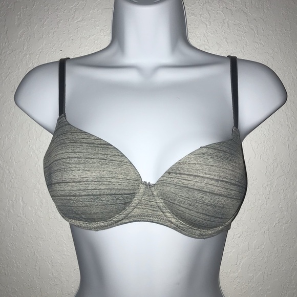 PINK Victoria's Secret Other - Pink Victoria’s Secret Lightly Lined Everywere Bra